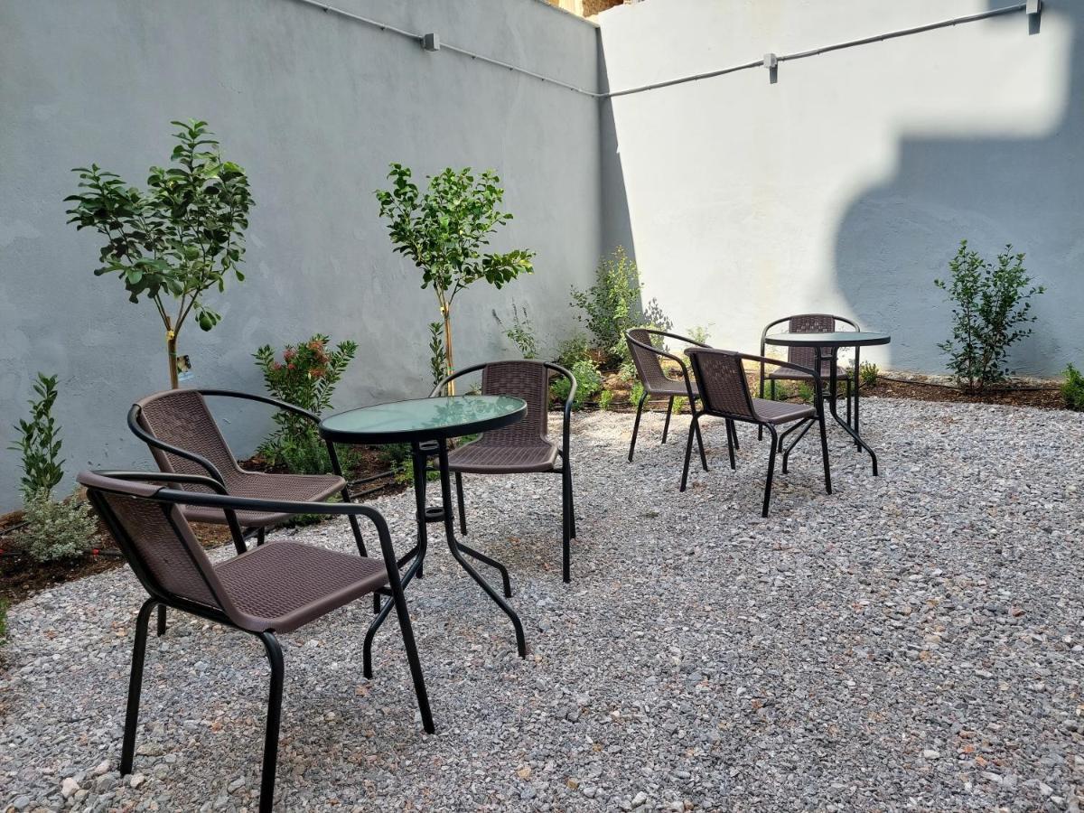 Bmv Apartments Atenas Exterior foto