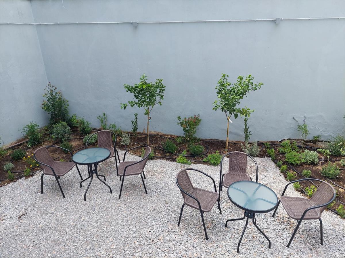 Bmv Apartments Atenas Exterior foto